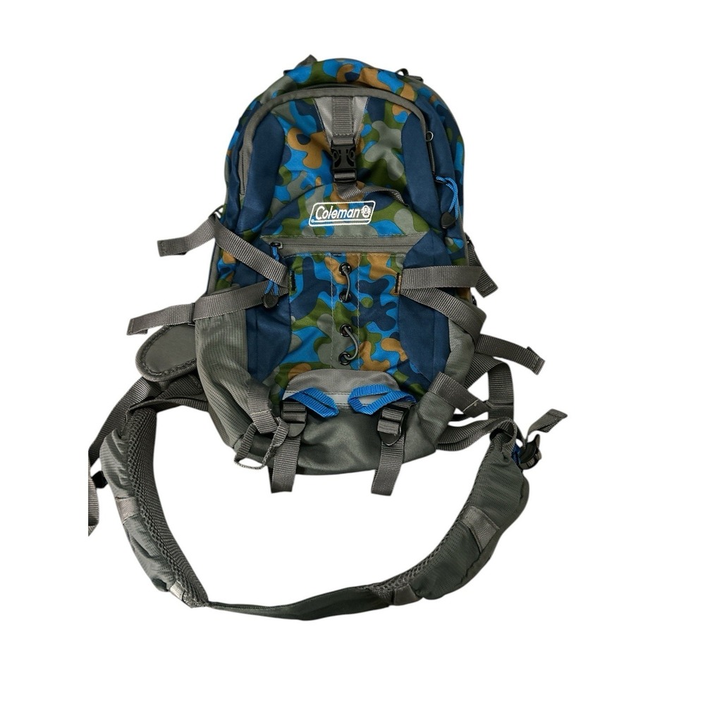 Coleman Backpack With‎ Hydration Bladder Camoflauge UPC#618842326396